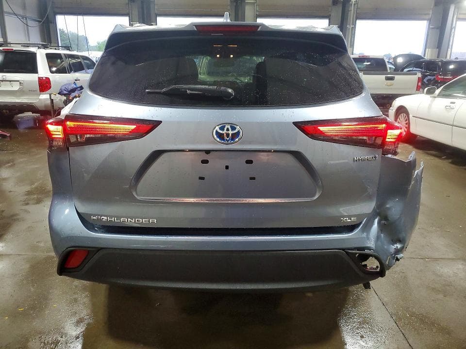 2020 TOYOTA HIGHLANDER HYBRID XLE 6
