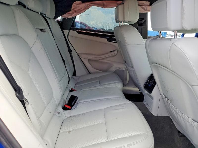 2017 PORSCHE MACAN S 11