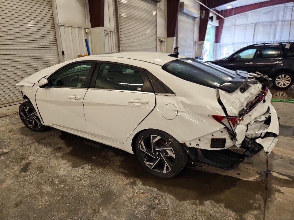 2025 HYUNDAI ELANTRA SEL 2