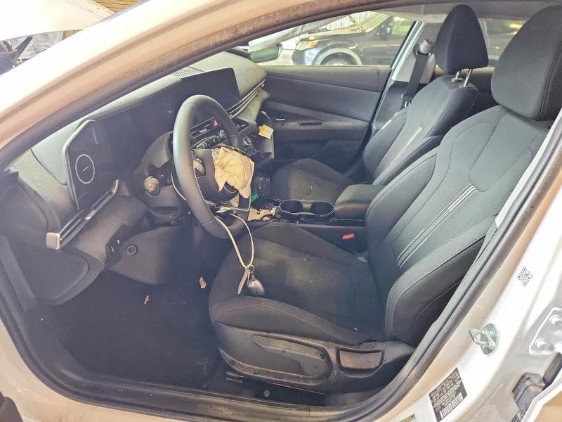 2025 HYUNDAI ELANTRA SEL 7