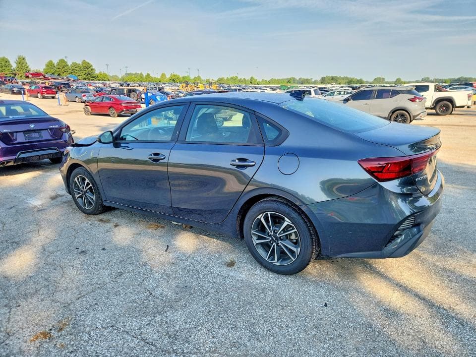 2024 KIA FORTE LXS 2