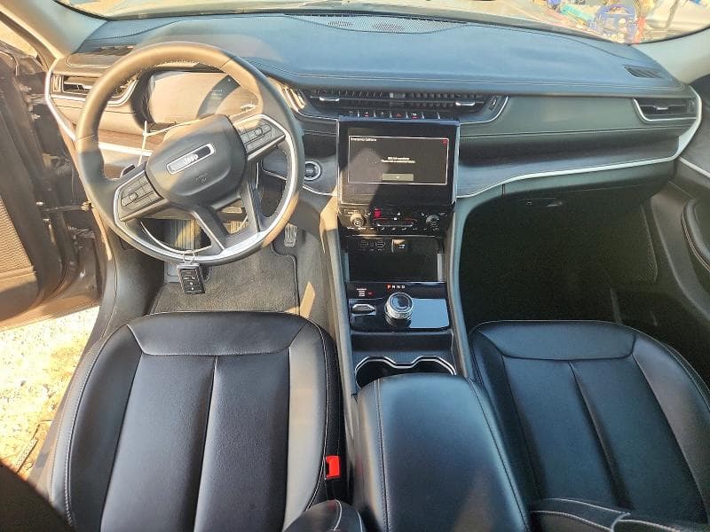2023 JEEP GRAND CHEROKEE LIMITED 8