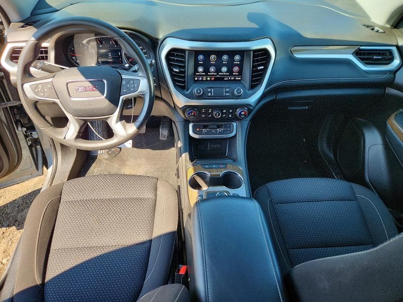 2023 GMC ACADIA SLE 8