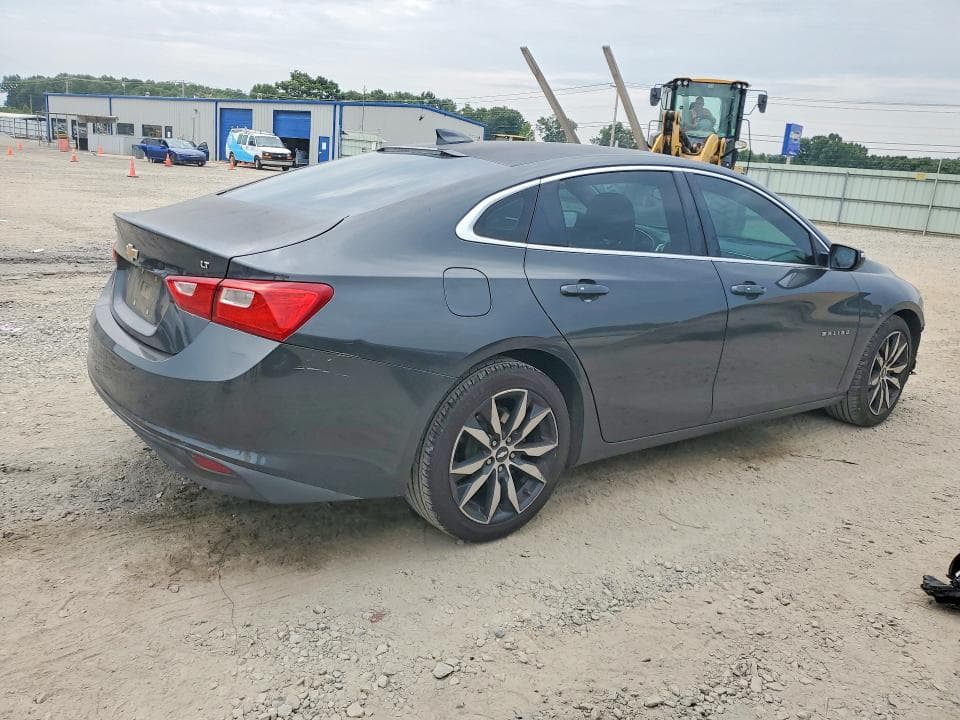 2017 CHEVROLET MALIBU LT 3