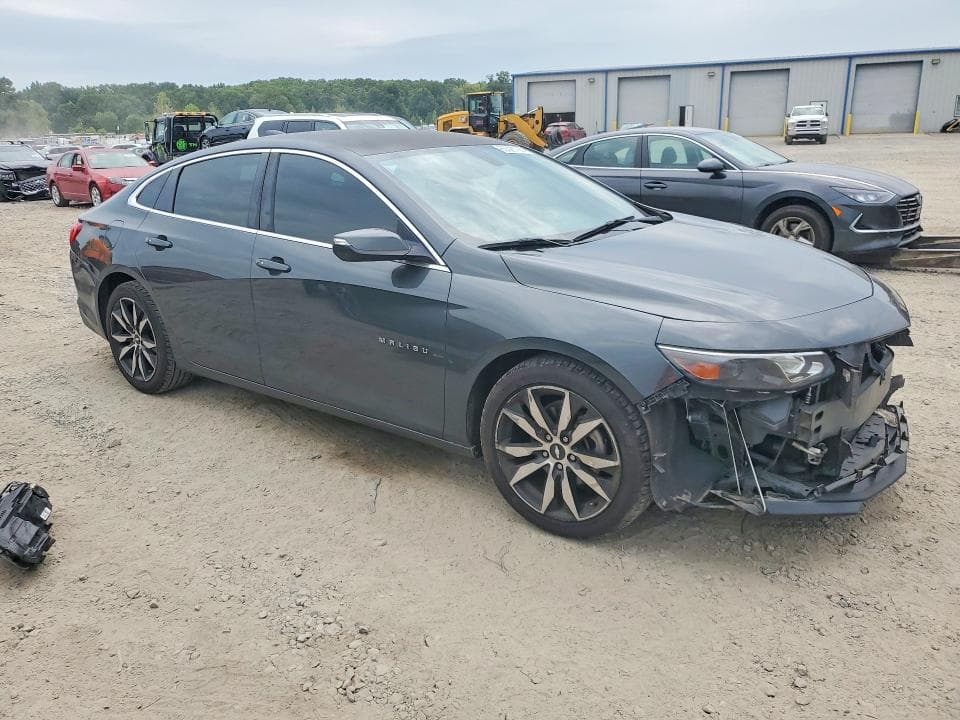 2017 CHEVROLET MALIBU LT 4