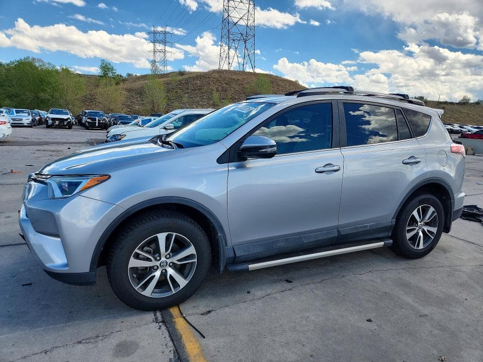 2017 TOYOTA RAV4 XLE - 1