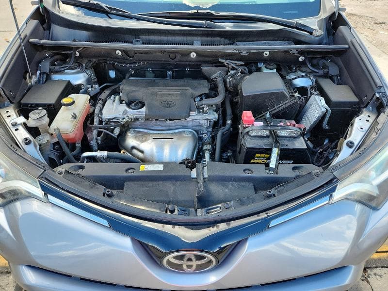 2017 TOYOTA RAV4 XLE 12