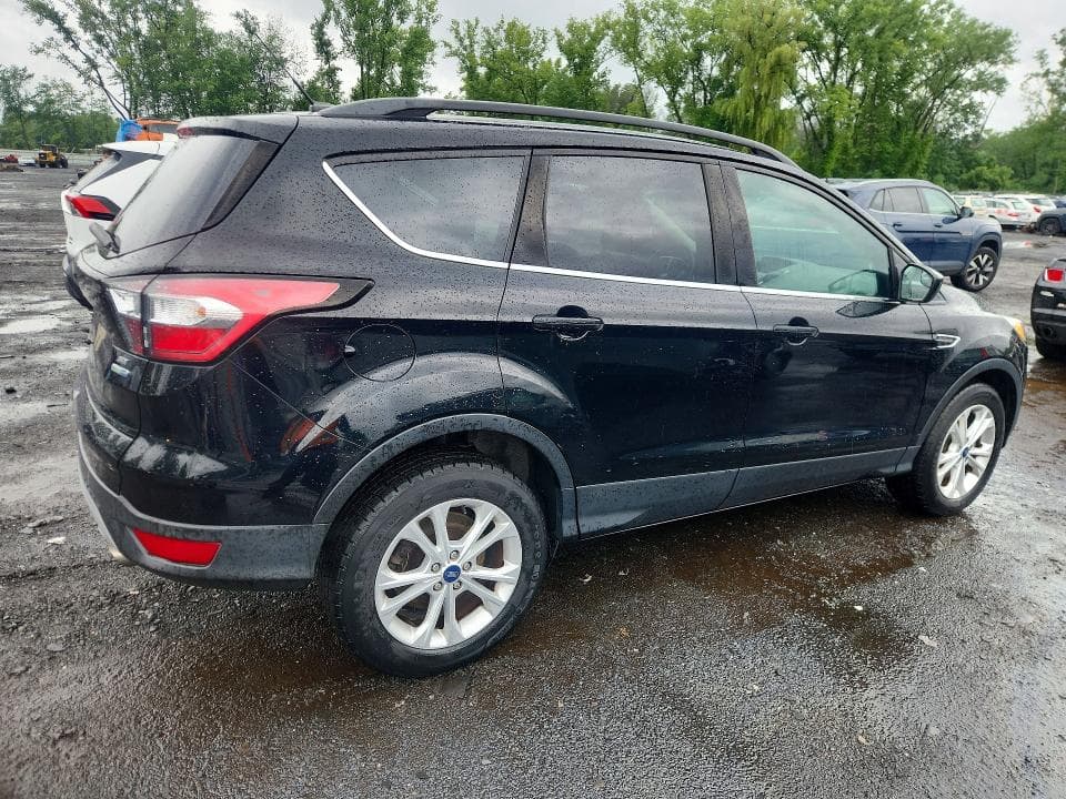 2018 FORD ESCAPE SE 3