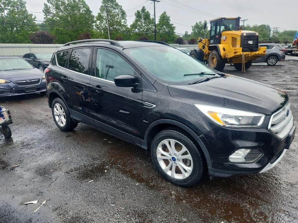 2018 FORD ESCAPE SE 4