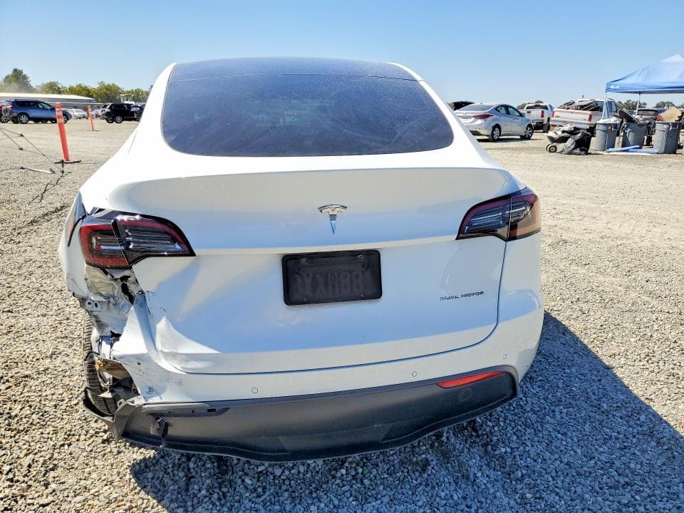 2021 TESLA MODEL Y 6