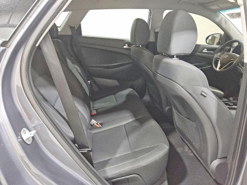 2019 HYUNDAI TUCSON SE 11
