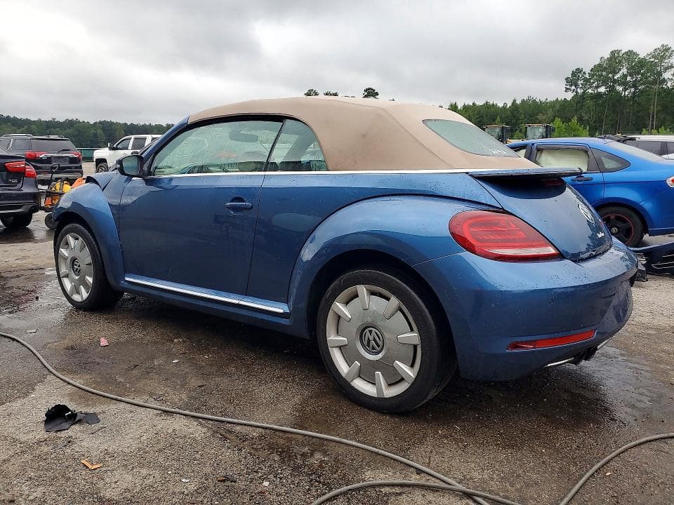 2018 VOLKSWAGEN BEETLE S 2
