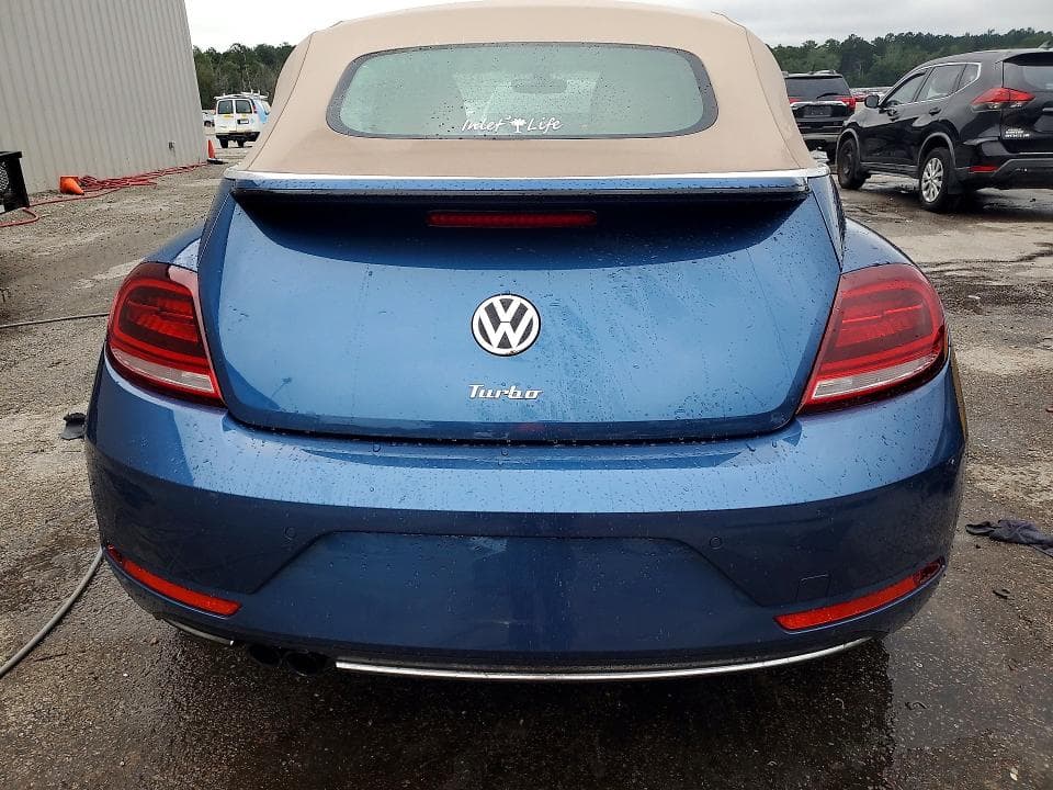 2018 VOLKSWAGEN BEETLE S 6