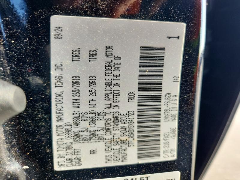 2025 TOYOTA TUNDRA SR5 12