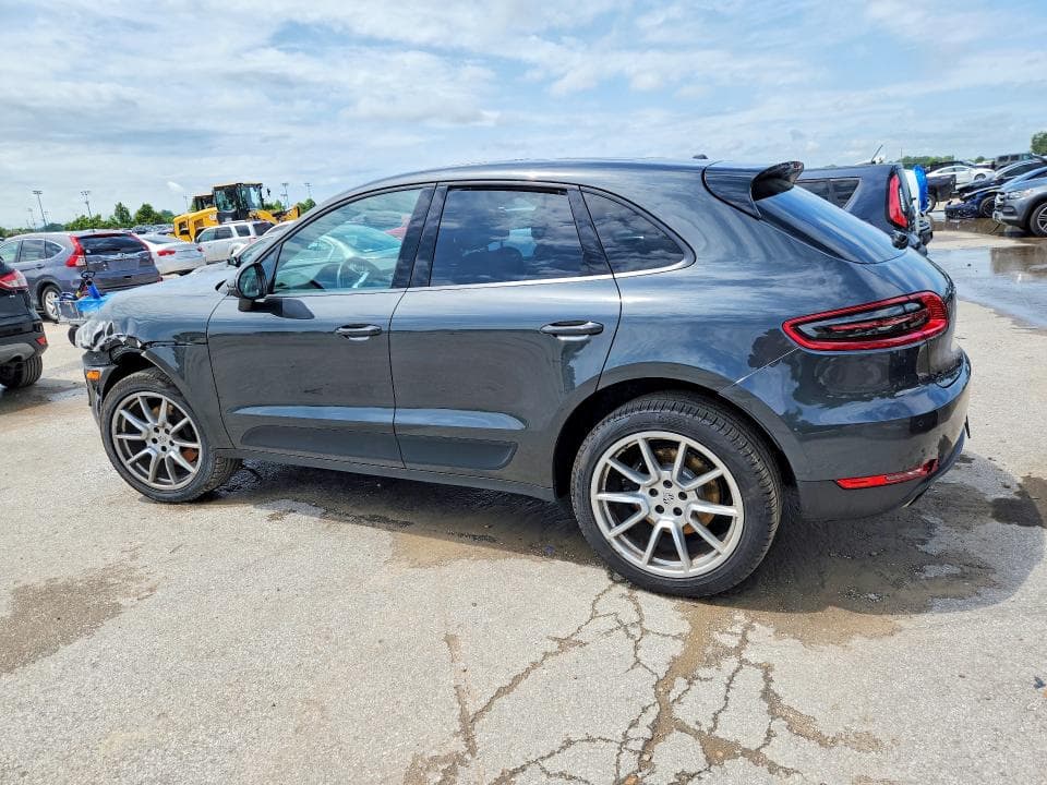 2017 PORSCHE MACAN 2