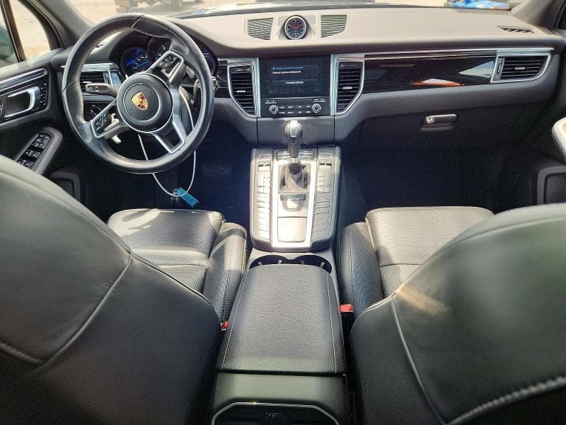 2017 PORSCHE MACAN 8