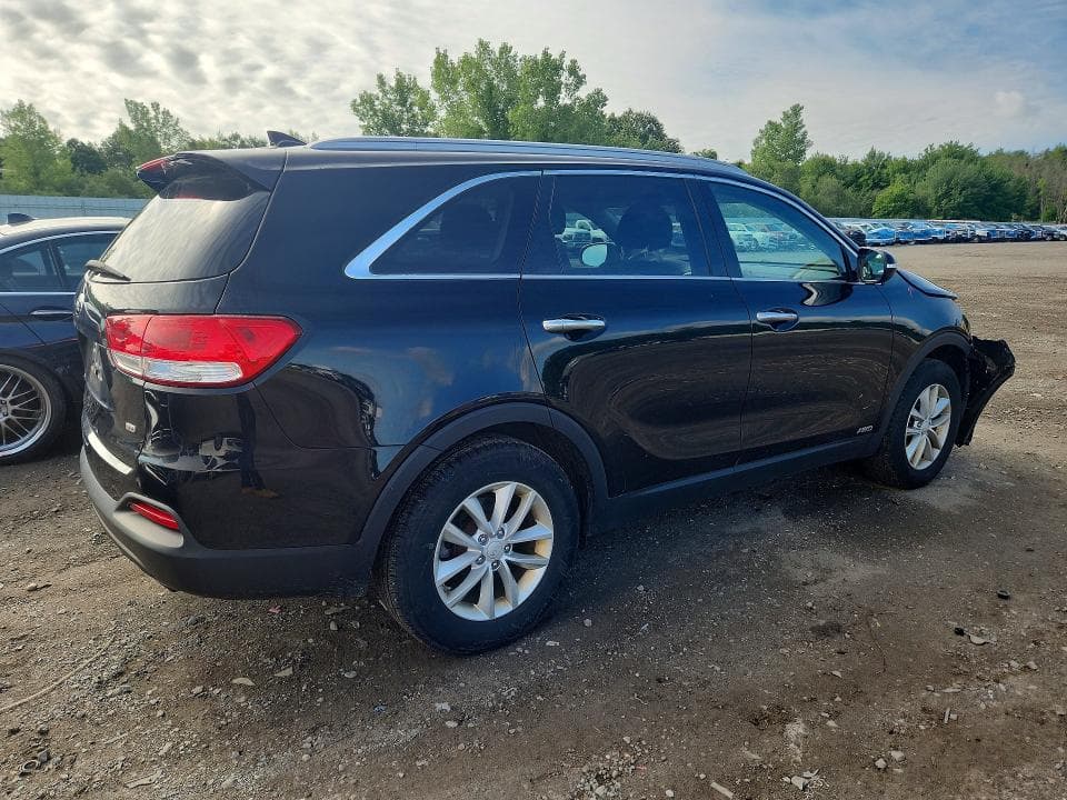 2018 KIA SORENTO LX 3