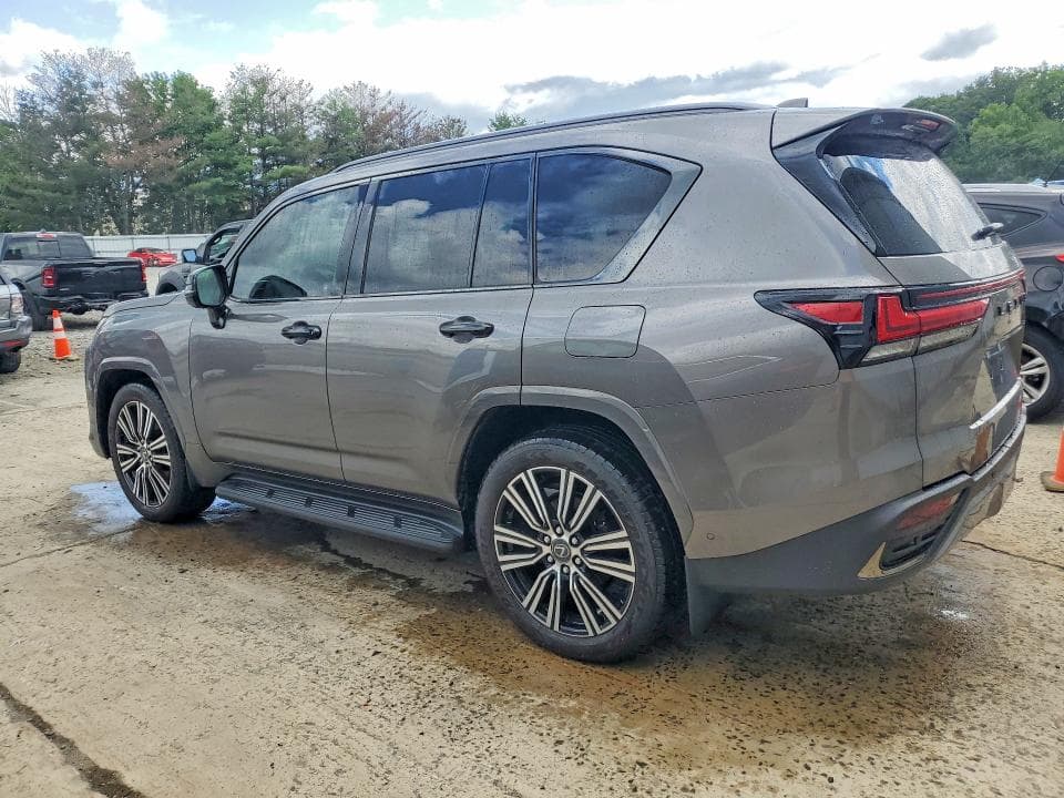 2026 LEXUS LX 700H LUXURY 2