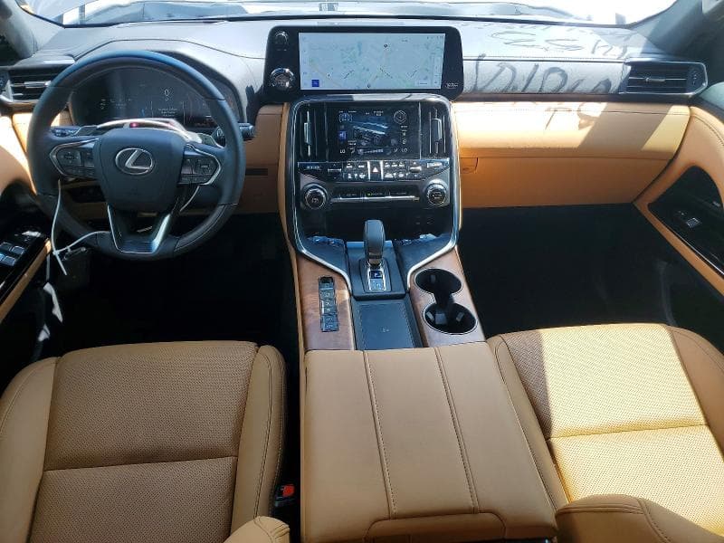 2026 LEXUS LX 700H LUXURY 8