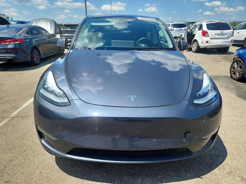 2023 TESLA MODEL Y 5