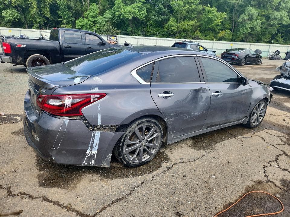 2018 NISSAN ALTIMA 2.5 SR 3