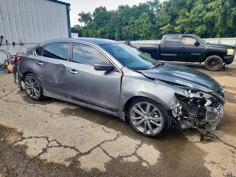 2018 NISSAN ALTIMA 2.5 SR 4