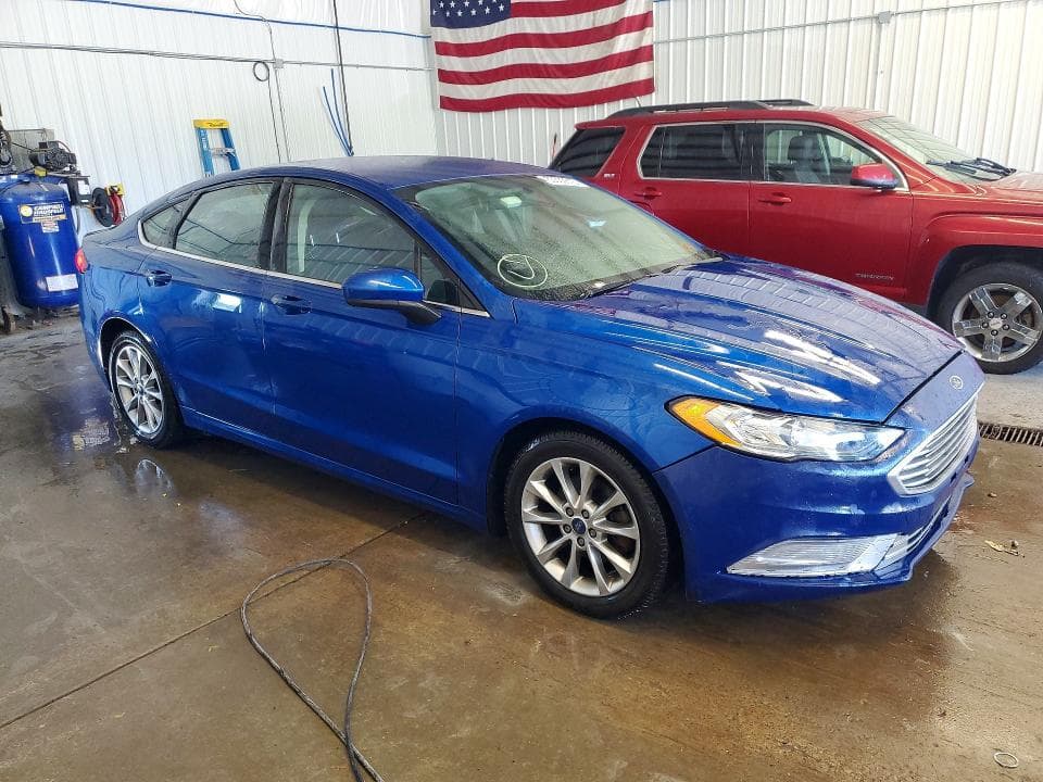 2017 FORD FUSION SE 4