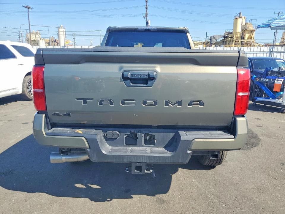 2025 TOYOTA TACOMA TRD SPORT 6