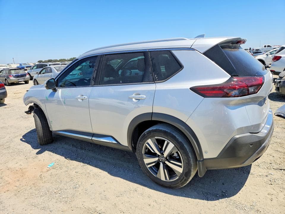 2022 NISSAN ROGUE SL 2