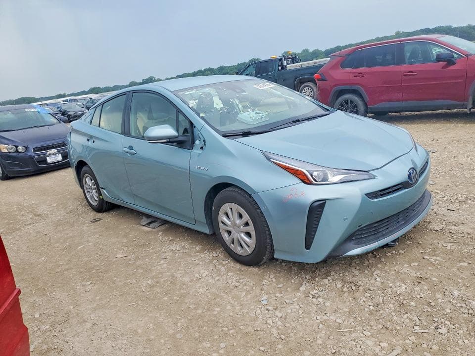 2021 TOYOTA PRIUS LE 4
