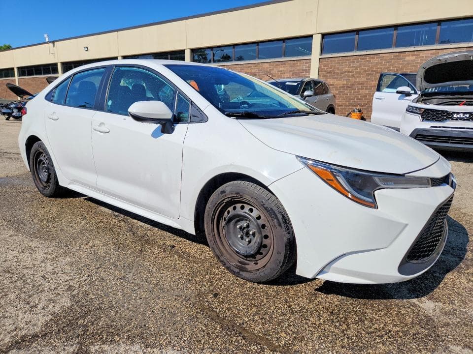 2021 TOYOTA COROLLA LE 4