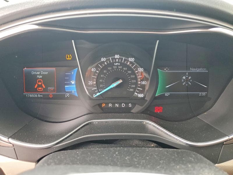 2017 FORD FUSION SE 9