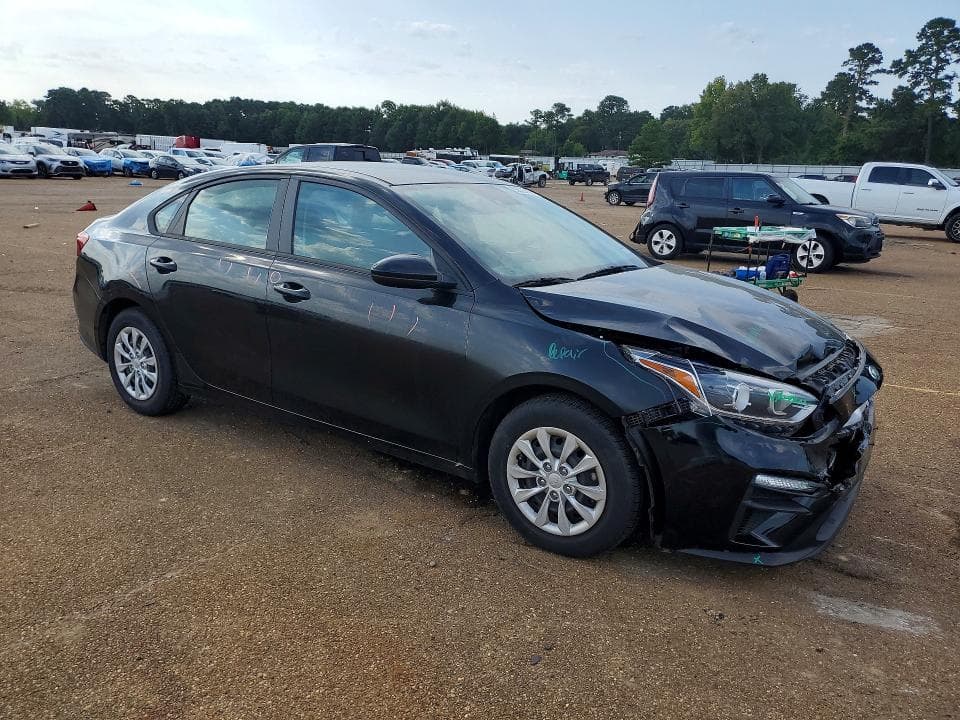 2021 KIA FORTE FE 4