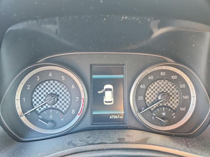 2019 HYUNDAI VELOSTER 2.0L PREMIUM 9