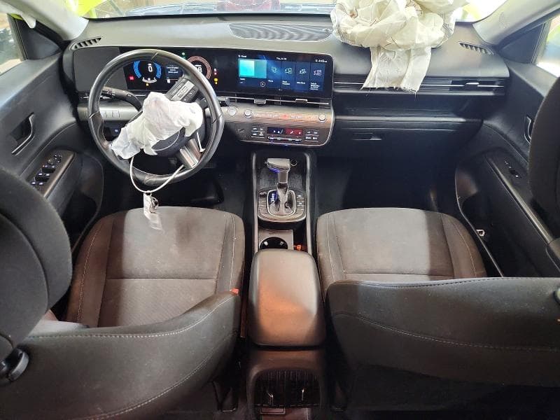 2024 HYUNDAI KONA SEL 8