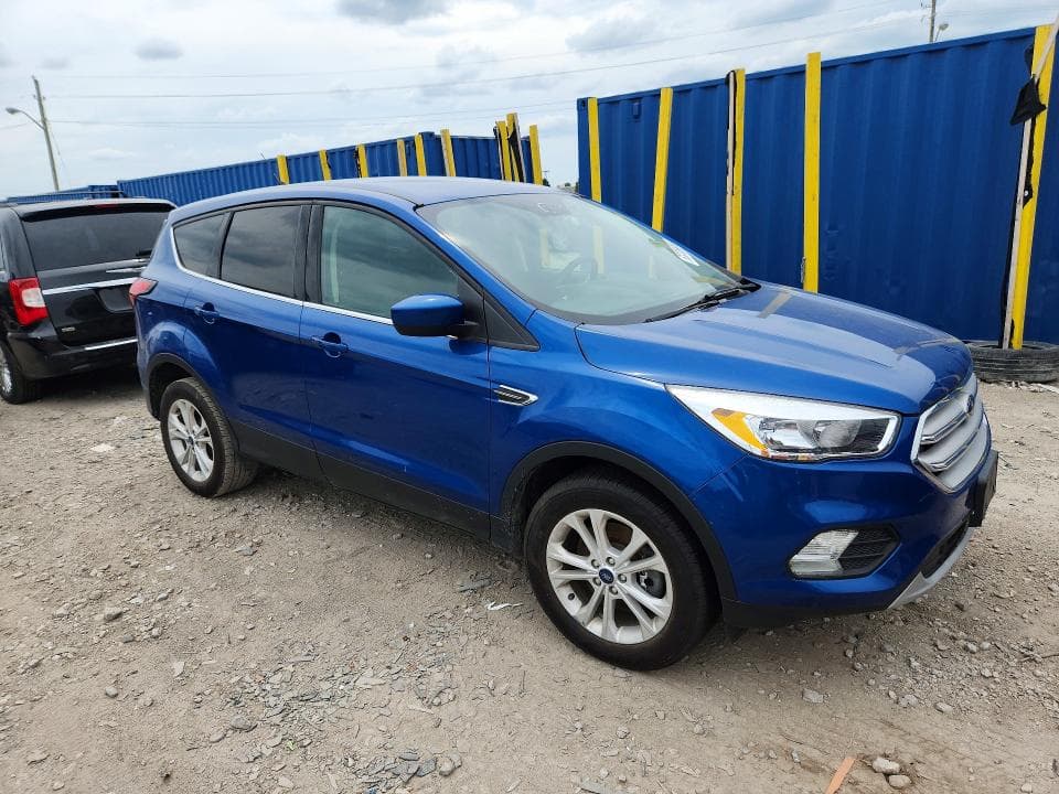 2019 FORD ESCAPE SE 4