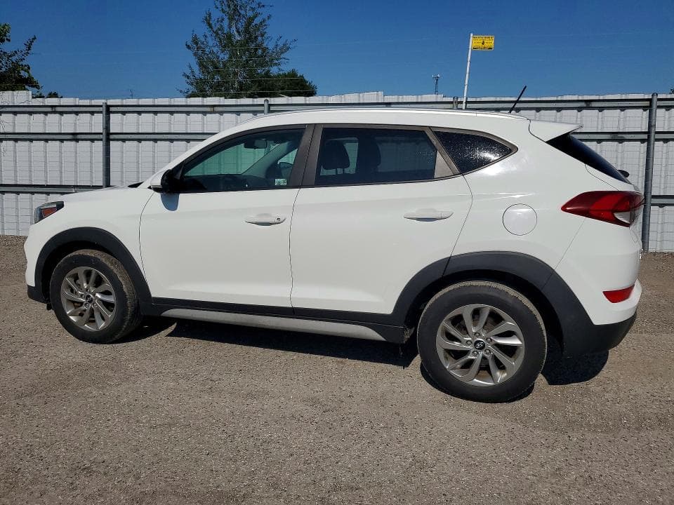 2017 HYUNDAI TUCSON SE 2