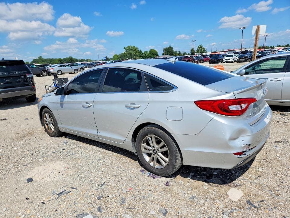 2017 HYUNDAI SONATA SE 2