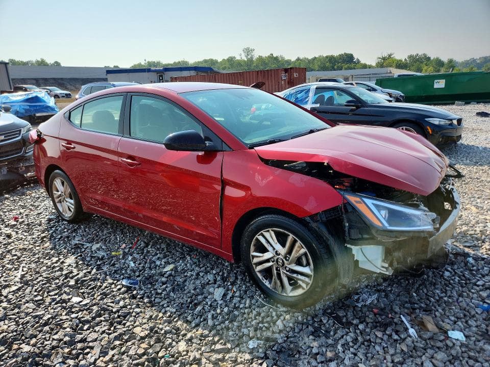 2019 HYUNDAI ELANTRA SEL 4