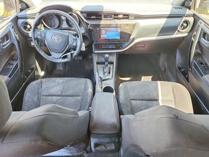 2017 TOYOTA COROLLA IM BASE 8