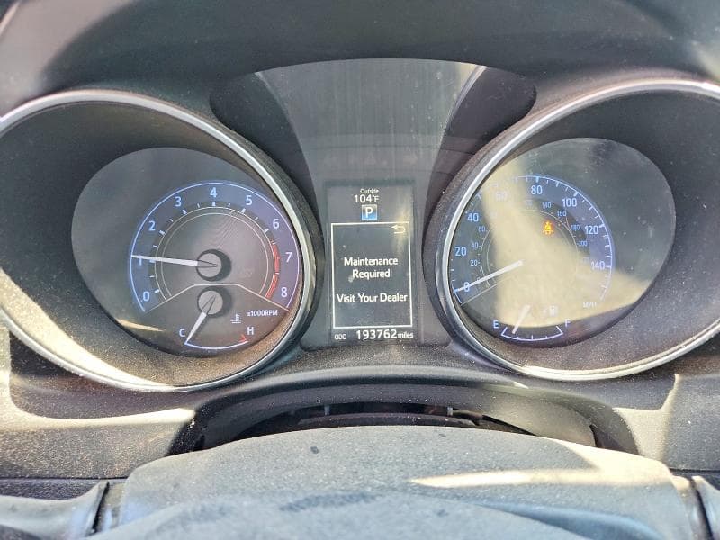 2017 TOYOTA COROLLA IM BASE 9