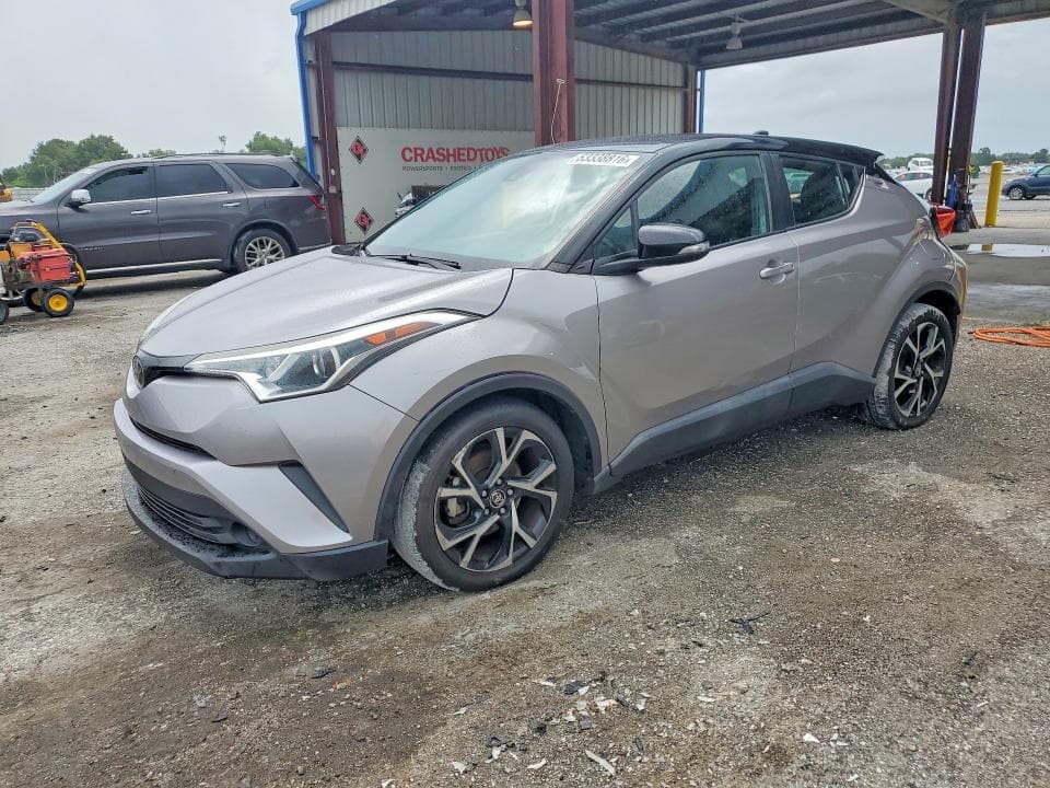 2019 TOYOTA C-HR XLE - 1