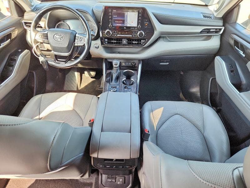 2022 TOYOTA HIGHLANDER LIMITED 8