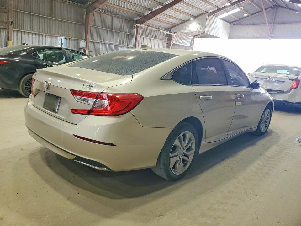 2018 HONDA ACCORD LX 3