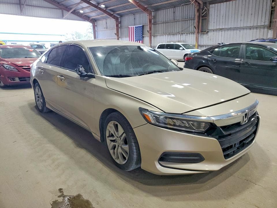 2018 HONDA ACCORD LX 4