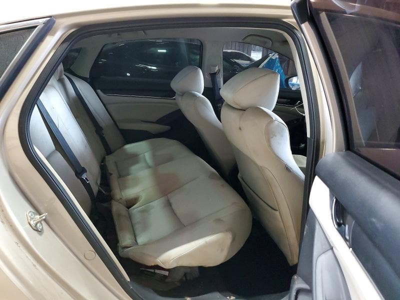 2018 HONDA ACCORD LX 10