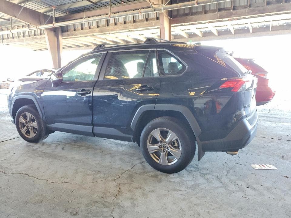 2025 TOYOTA RAV4 HYBRID XLE 2