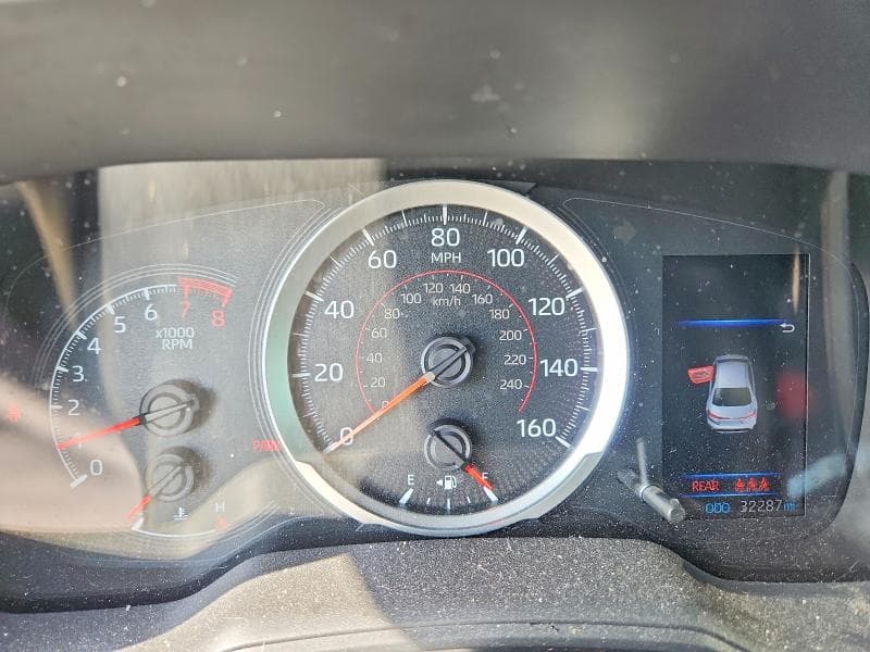 2020 TOYOTA COROLLA SE 9