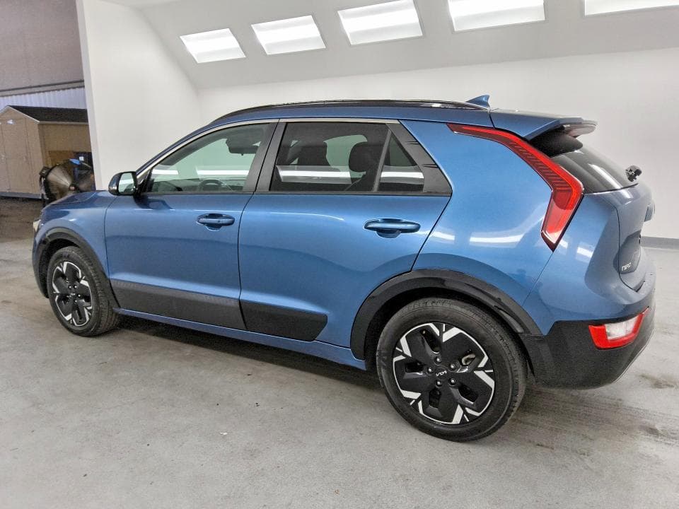 2023 KIA NIRO WIND 2