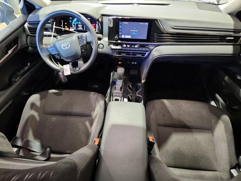 2025 TOYOTA CAMRY LE 8